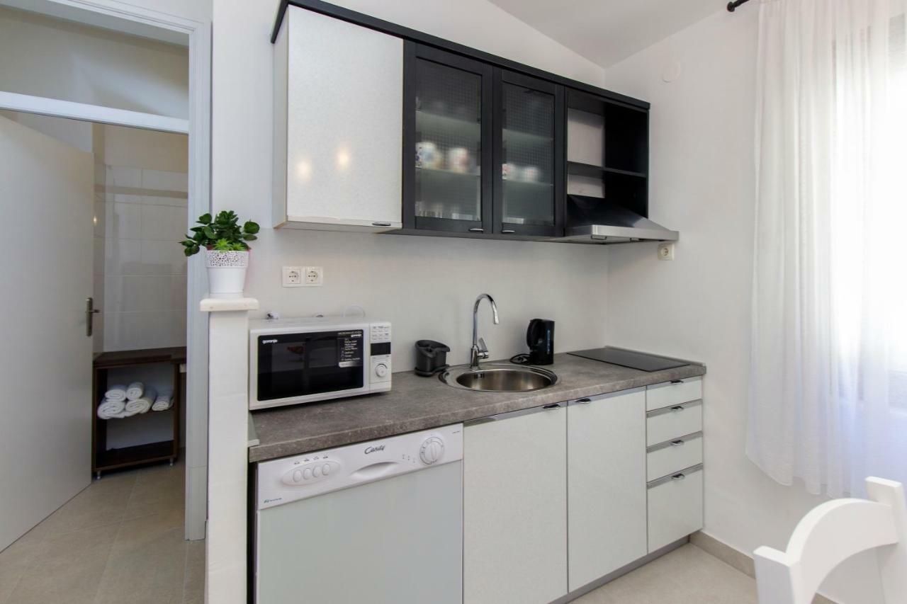 Apartman Ana Skradin Exteriör bild